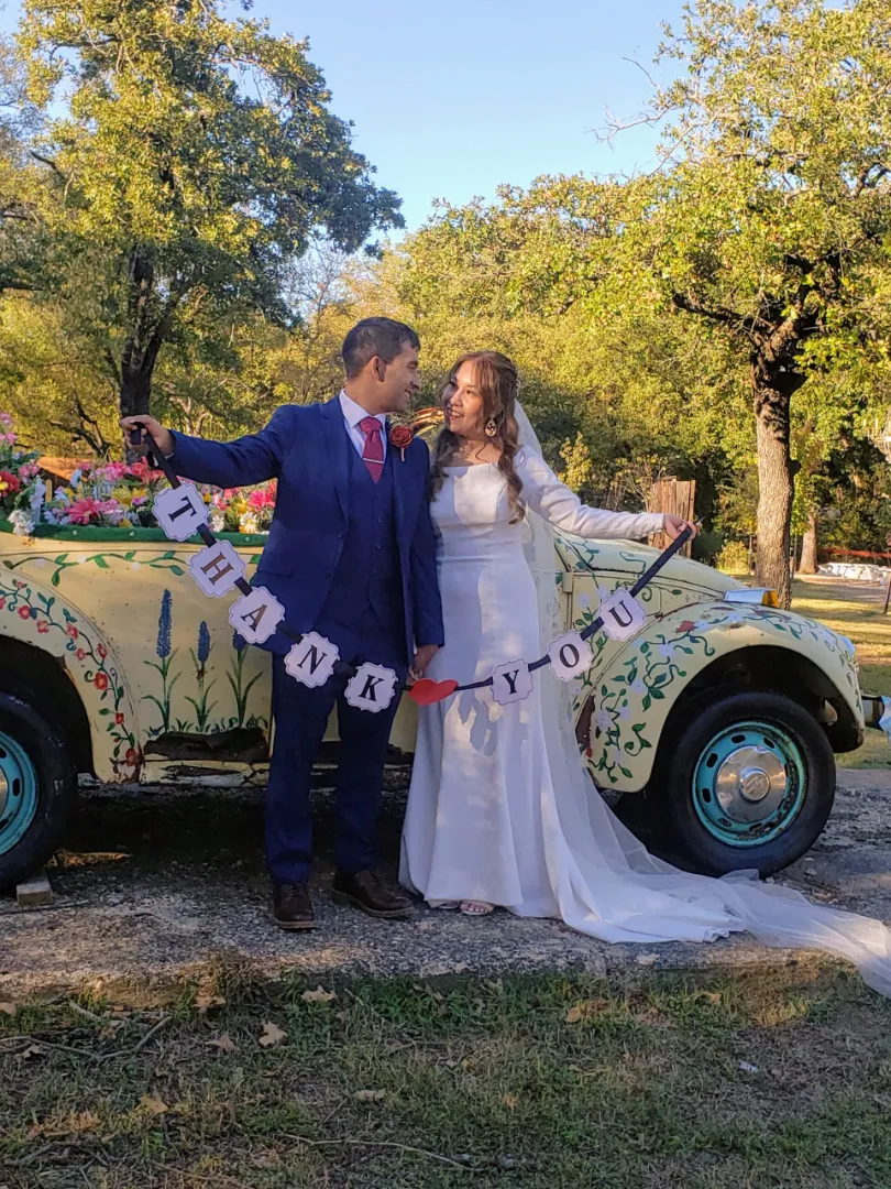 Wedding Couples Photo Opportunity at Fort Worth Country Memories TX Wedding Couples Photo Opportunity at Fort Worth Country Memories TX